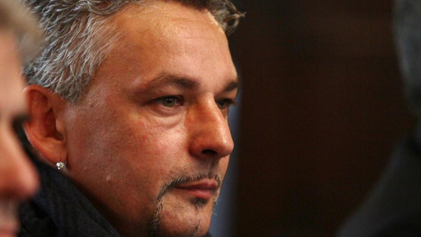 L'ex fuoriclasse di Juventus, Fiorentina e Bologna da due giorni ha preso il patentino di allenatore. La settimana prossima potrebbe diventare l'allenatore del Modena.