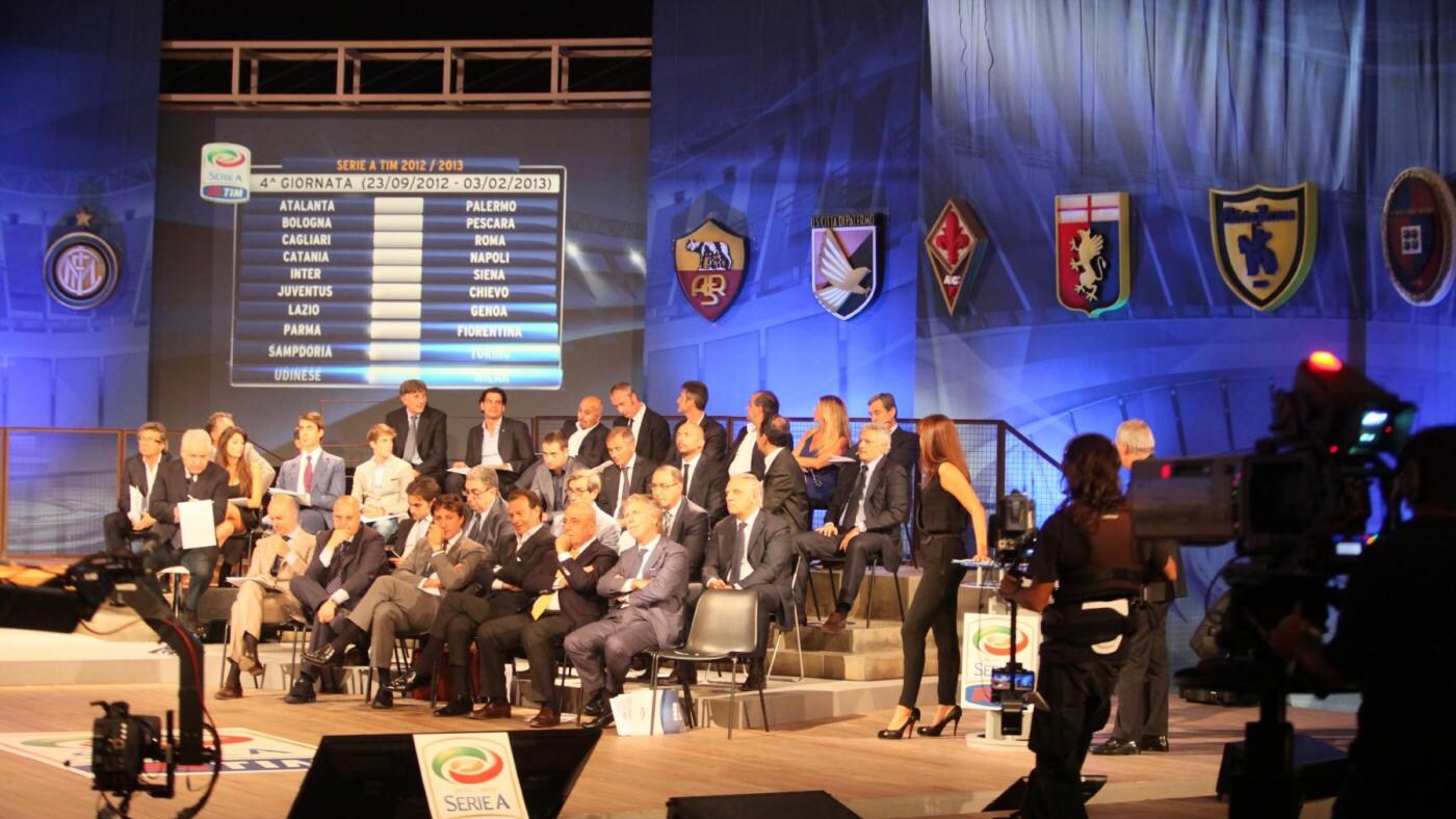 Il primo big match è Inter-Roma, si giocherà il 2 settembre. Il derby di Milano si disputerà il 7 ottobre, nell'ottava di A si sfideranno Juventus e Napoli.