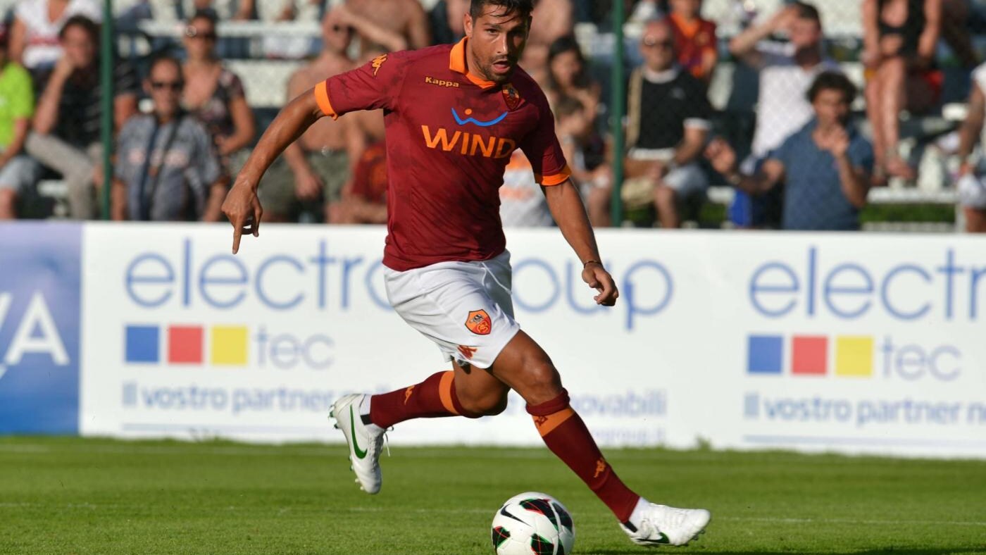 zeman convince l'attaccante a restare, il 18enne brasiliano arriva dal corinthians