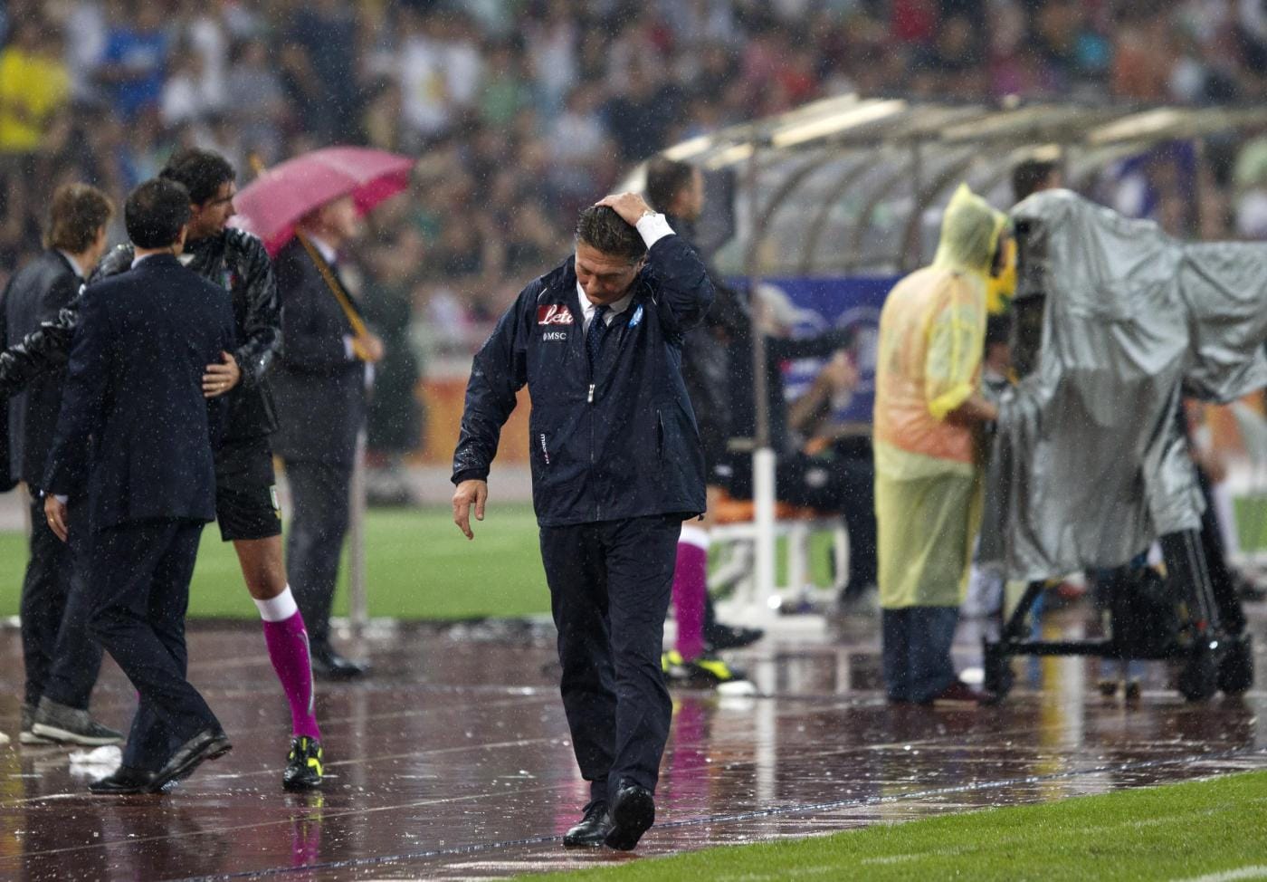 la juve deve stare zitta, l'allenatore livornese ha pensato alle dimissioni