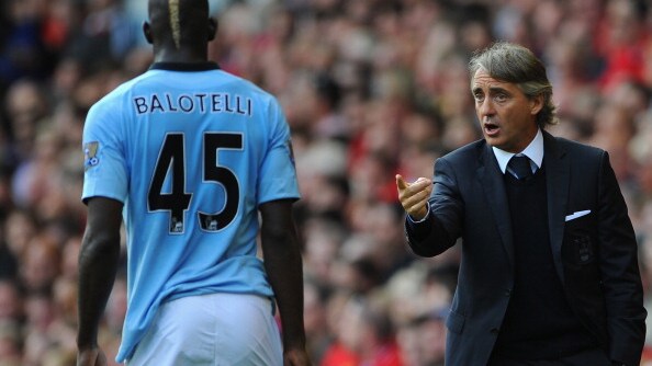 Mario Balotelli avrebbe dovuto giocare contro il Real Madrid. L'attaccante, però, è finito in tribuna dopo aver litigato con Roberto Mancini.