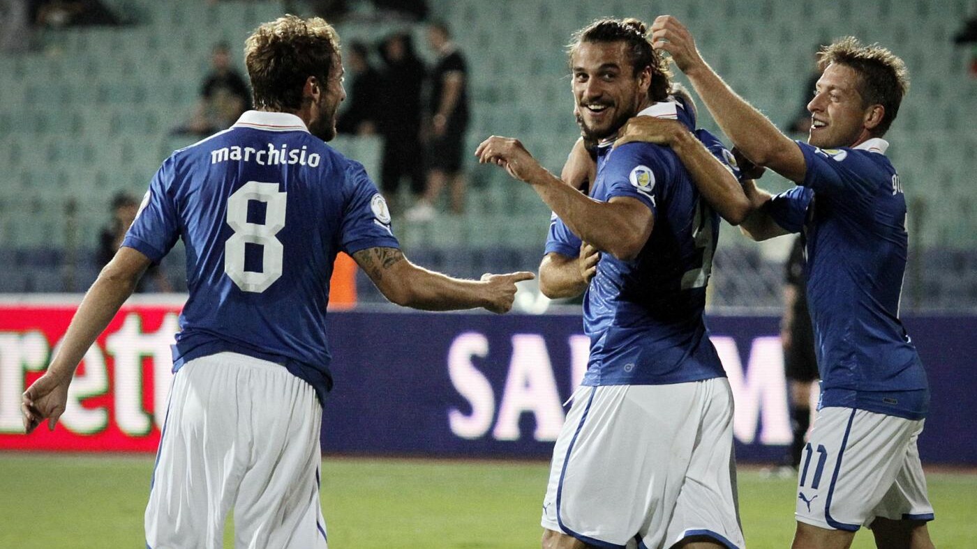 Nel primo match di Qualificazioni ai Mondiali 2014, gli azzurri pareggiano 2-2 con la Bulgaria. I padroni di casa passati in vantaggio con Manolev, vengono raggiunti e superati da Osvaldo. Nella ripresa pareggia Milanov. Infortunio per De Rossi.
