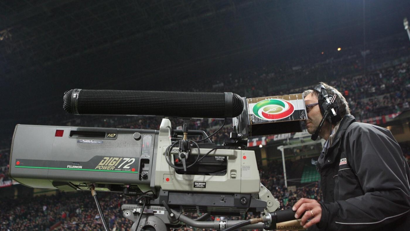 Cielo, emittente televisiva di Sky, visibile anche sul digitale terrestre, trasmetterà per prima i gol della Serie A la domenica pomeriggio.