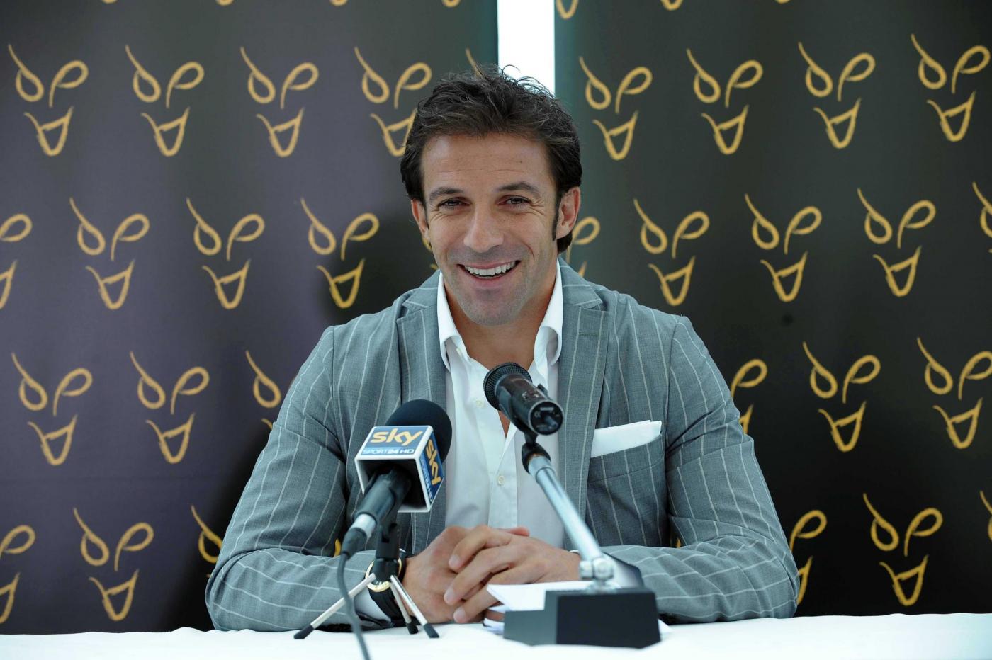 Alessandro Del Piero questa mattina ha firmato un biennale con il Sydney. Oggi in conferenza stampa l'ex leggenda della Juventus ha parlato della sua nuova avventura.