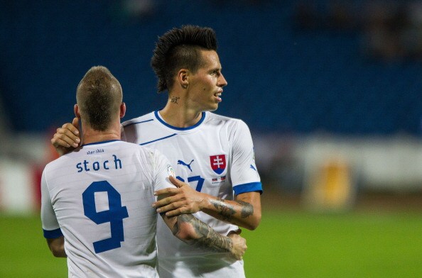 hamsik weiss e stoch puniti per avere passato una notte in discoteca