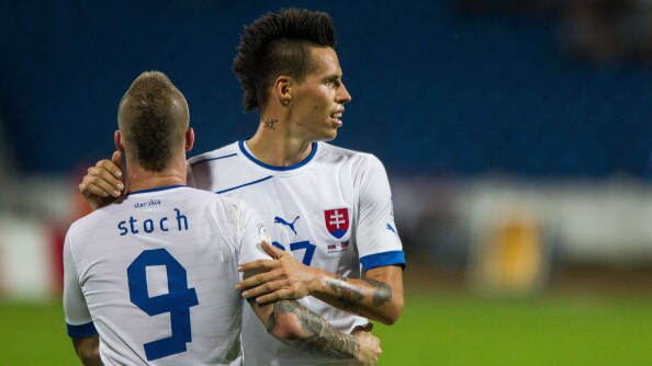 hamsik weiss e stoch puniti per avere passato una notte in discoteca