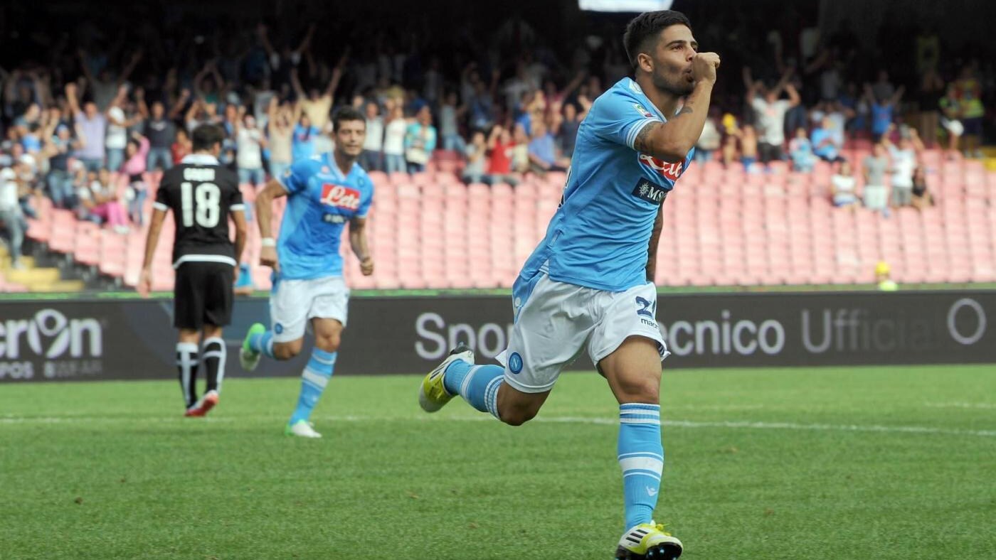 Al San Paolo inizia l'Europa League del Napoli. I partenopei, con le seconde linee, sfidano gli svedesi dell'Aik. In porta ci sarà Rosati, in mezzo al campo spazio per Mesto, Dossena, Donadel ed El Kaddouri. Davanti tocca a Vargas e Insigne.