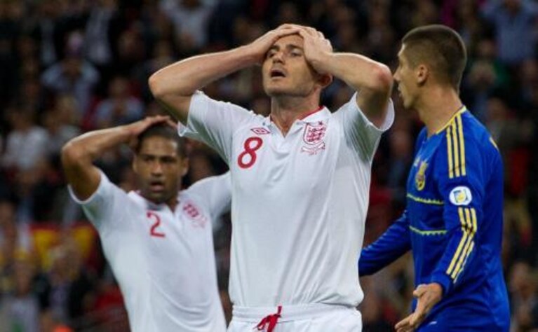 italia azzurro tenebra inghilterra