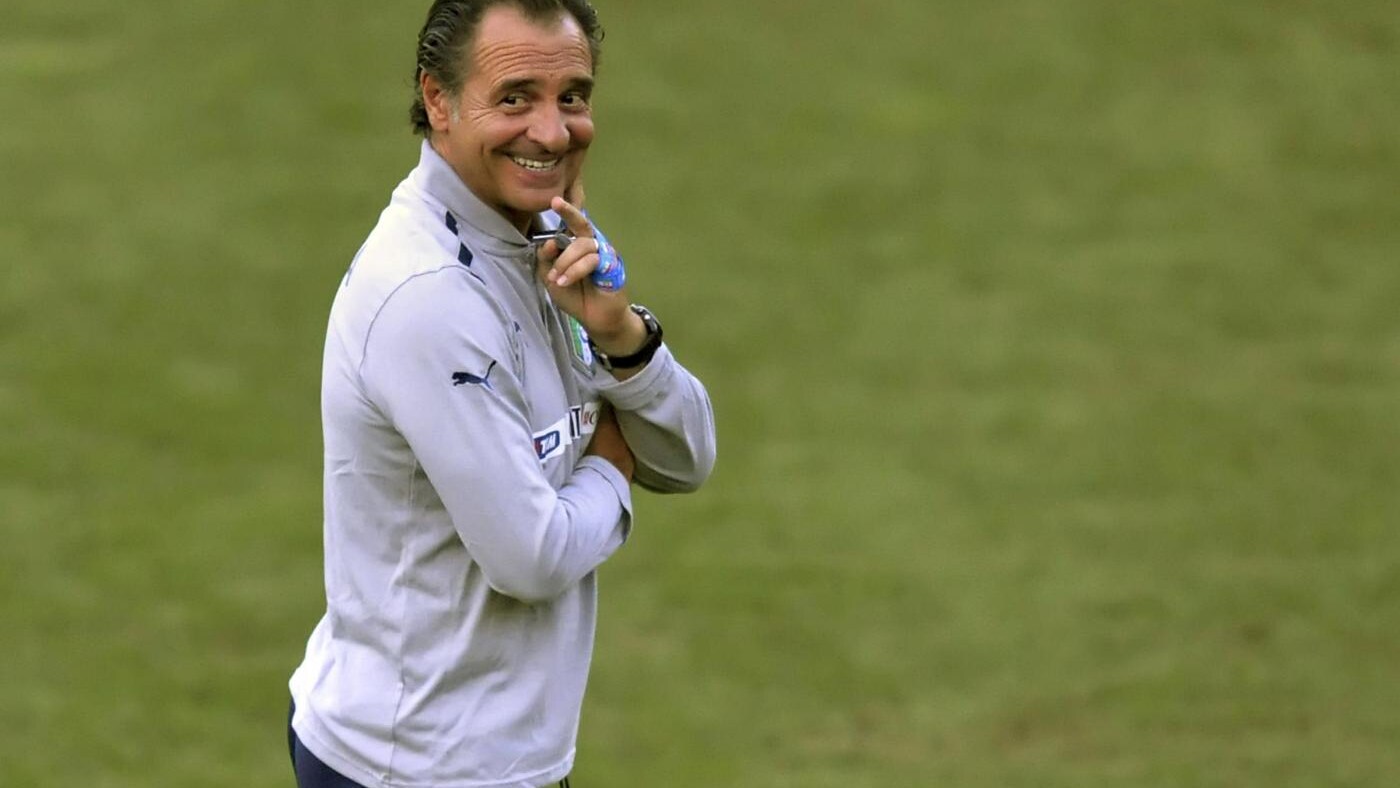 Tra due mesi si effettuerà il sorteggio dei gironi della Confederations Cup. Ma, non potendoci essere sfide tra nazionali dello stesso continente nel girone, già oggi sappiamo che l'Italia sfiderà il Brasile. Si giocherà il 19 o il 22 giugno.