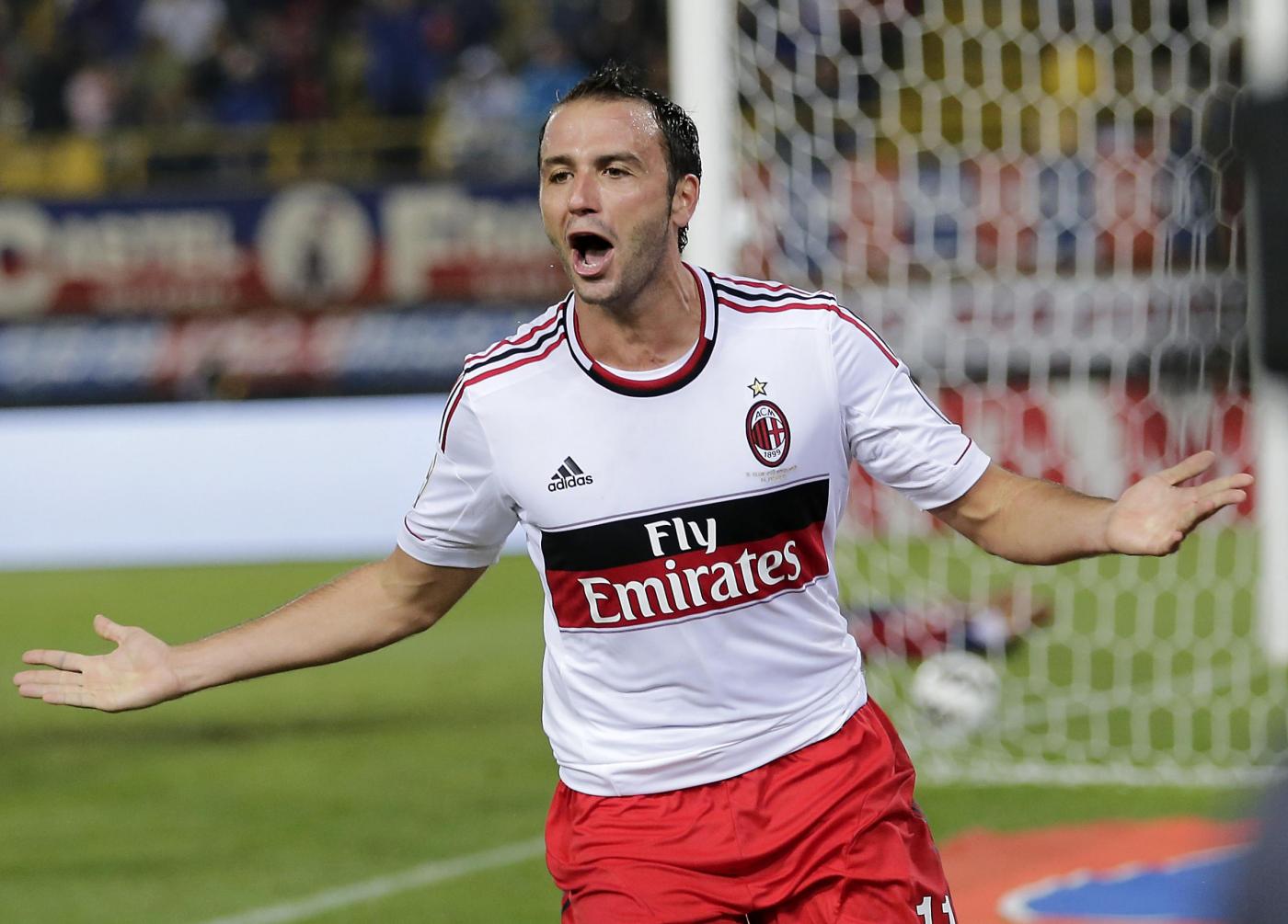 Nel Milan, che sfiderà Zenit San Pietroburgo, Anderlecht e Malaga, non ci saranno Muntari, Niang, Traoré, Didac Vila e Strasser, tutti tagliati da Allegri. Nella lista B è stato incluso Simone Andrea Ganz. 