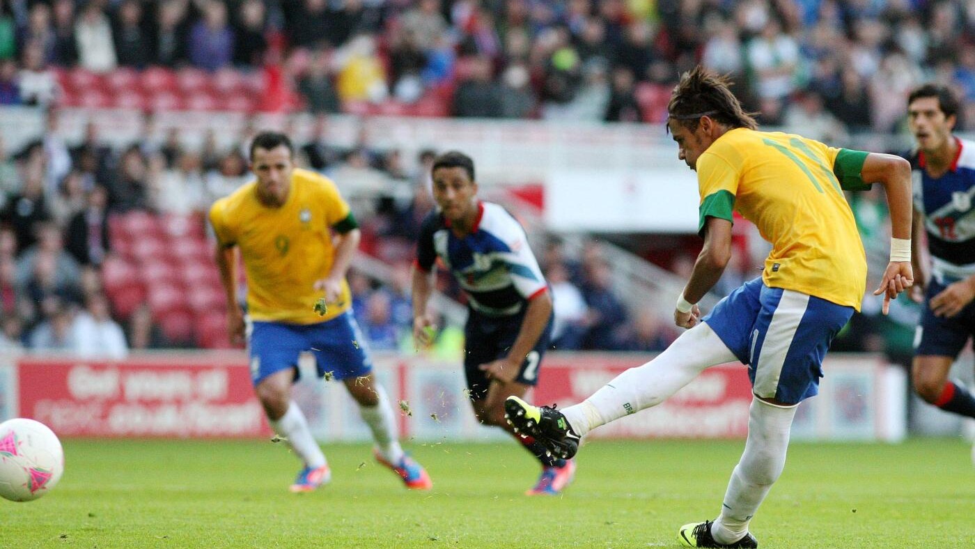 L'asta per il fuoriclasse brasiliano è già partita. Neymar, che lascerà il suo paese dopo i Mondiali del 2014, viene valutato dal Santos 50 milioni di euro.