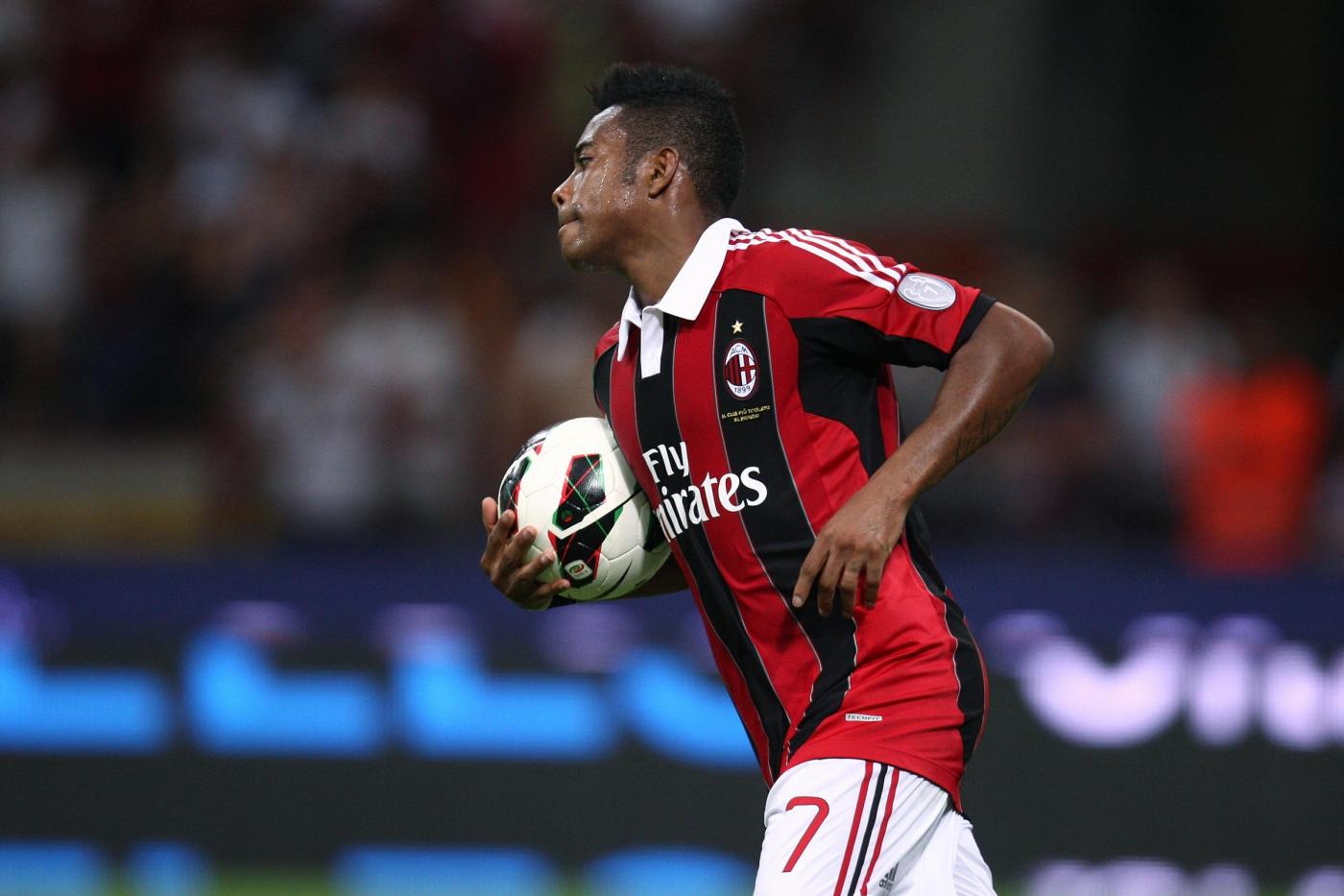 Robinho convocato per Zenit-Mila