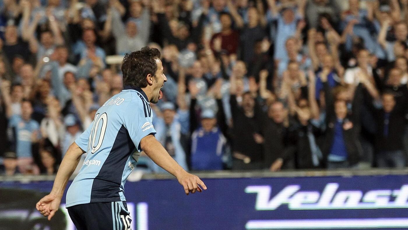 Del Piero festeggia un gol al Perth le 800 partite in carriera. L'ex capitano della Juventus ha già segnato tre reti nel campionato australiano.