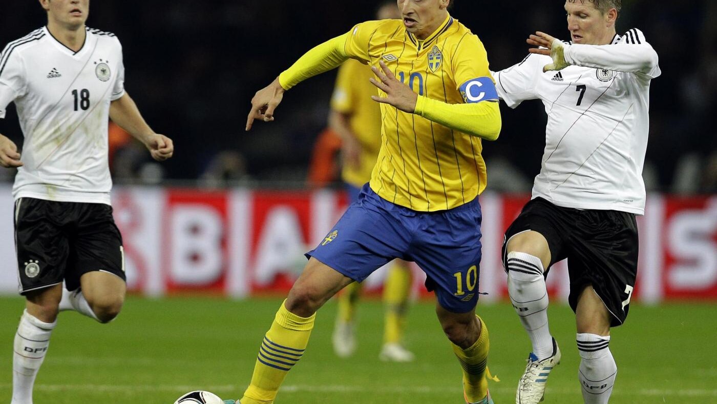 A Berlino la Svezia compie un'impresa. Ibrahimovic e compagni rimontano quattro gol alla Germania. Loew, comunque, è ancora in testa al Gruppo C.