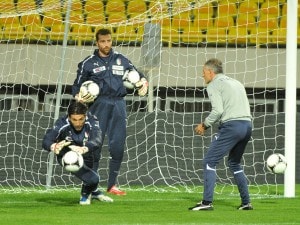 A Milano contro i danesi torneranno titolari Chiellini, Balzaretti, Abate e Balotelli. In dubbio la presenza del portiere della Juventus. Se non c'è la farà giocherà De Sanctis.