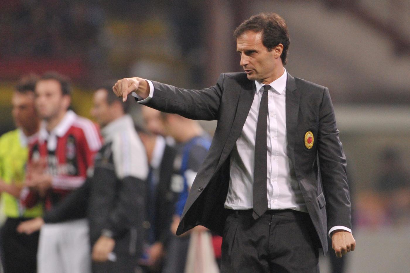 Petkovic non ha convocato l'infortunato Ederson. Alle spalle di Klose agiranno Hernanes, Candreva e Mauri. Allegri ha a disposizione Pato, il brasiliano entrerà probabilmente nella ripresa.
