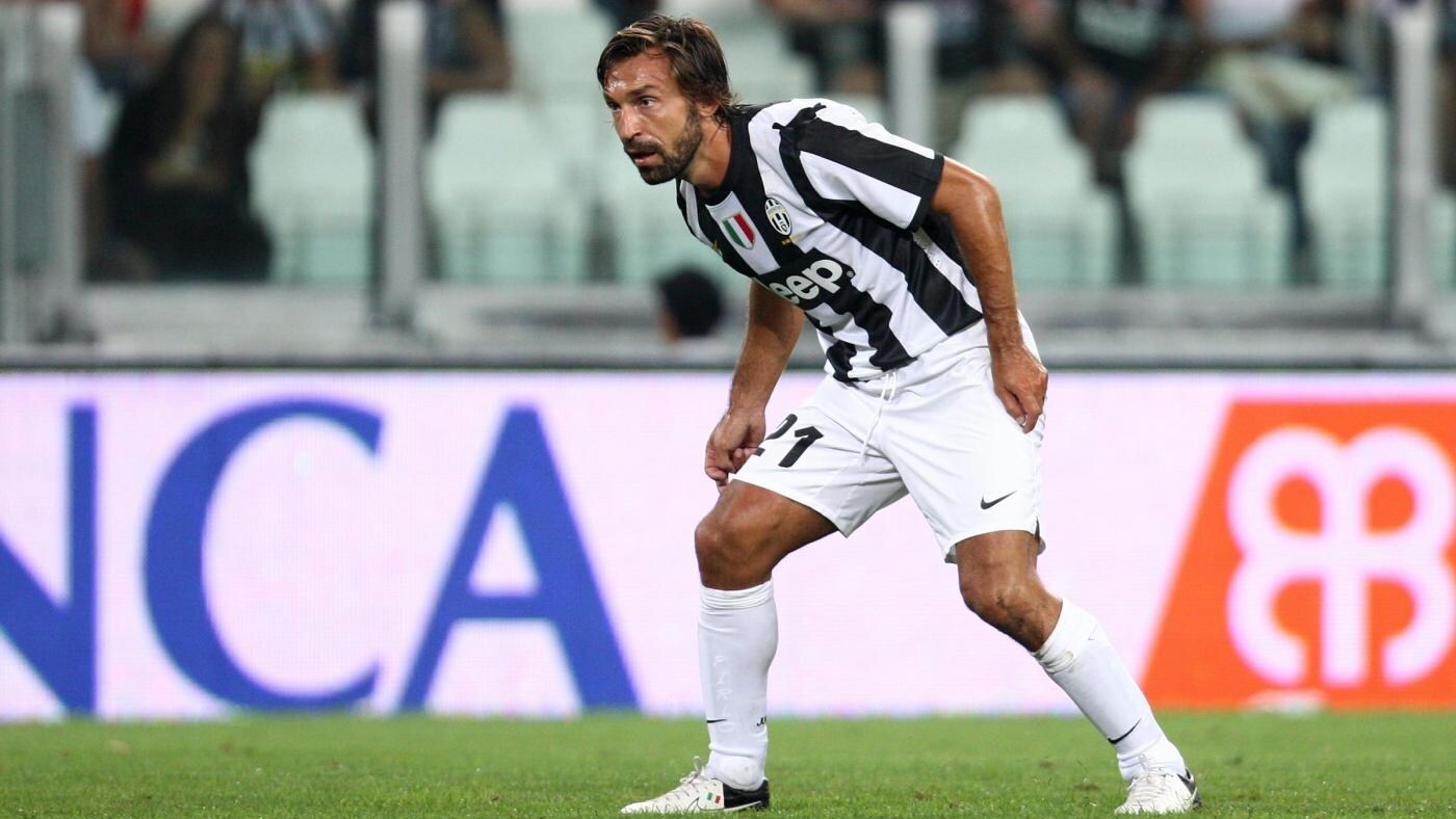 Sono 12 gli italiani candidati al Pallone d'Oro 2012. Tra i calciatori quello che può arrivare può in alto è sicuramente Andrea Pirlo. Roberto Di Matteo e Mazzarri gli allenatori italiani più quotati
