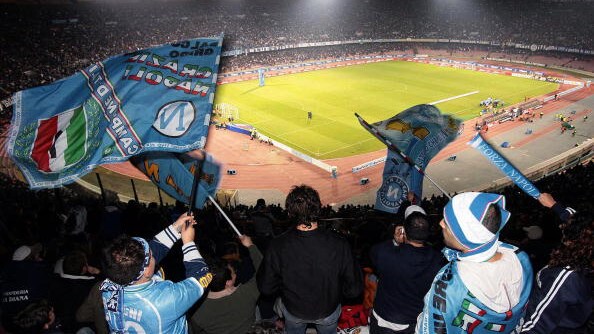 il napoli potrebbe giocare in campo neutro in europa league