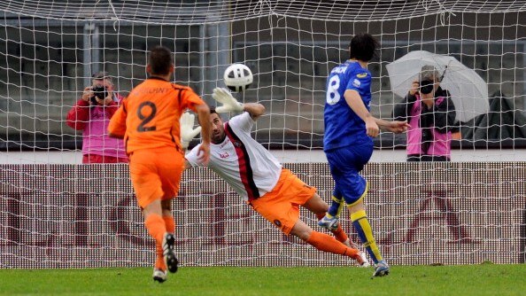 Sassuolo, Livorno e Verona vincono e vanno in fuga. Emiliani e toscani hanno vinto per 1-0 contro Juve Stabia e Cesena. Il Verona ha sconfitto per 2-0 il Lanciano. Importanti successi per Cittadella, Empoli e Reggina.