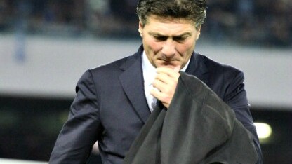 mazzarri pensieroso