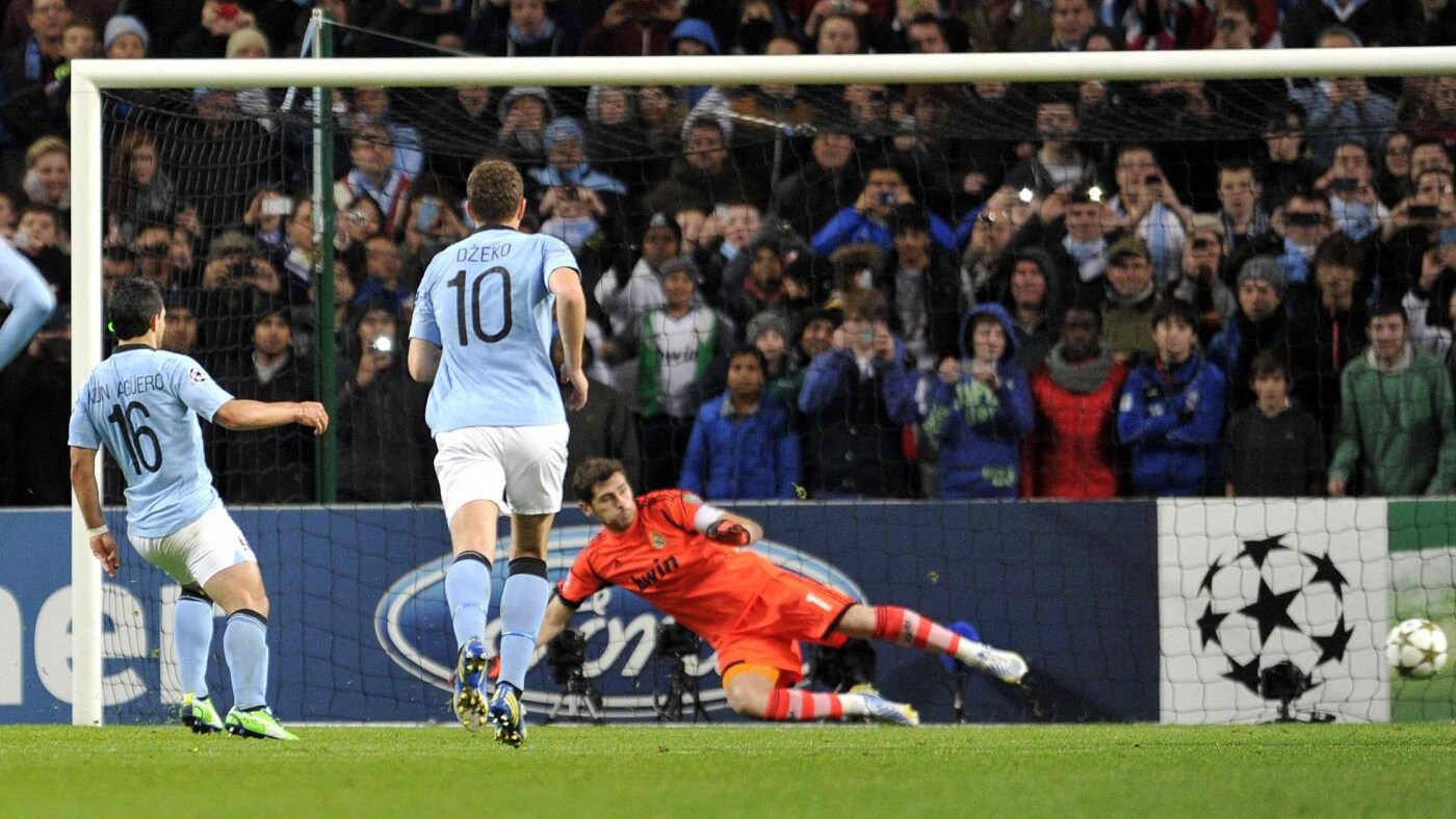 l'allenatore del real madrid se l'è presa con l'arbitro rocchi, che ha assegnato un rigore inesistente al city.
