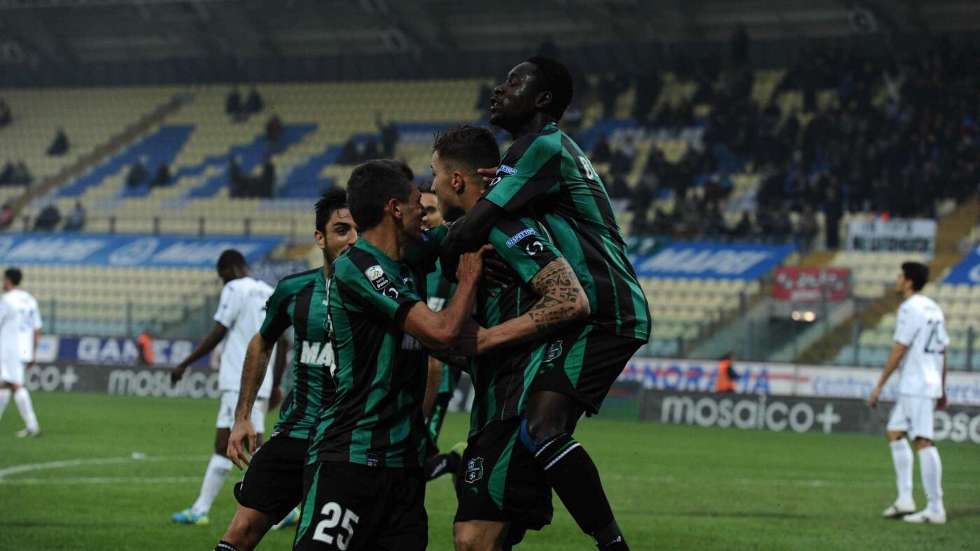 In Serie B continuano a vincere Sassuolo, Verona e Livorno. Gli emiliani hanno sconfitto 2-0 il Novara. Veneti e amaranto hanno vinto in casa di Ternana ed Ascoli. Successi esterni per Modena e Brescia.