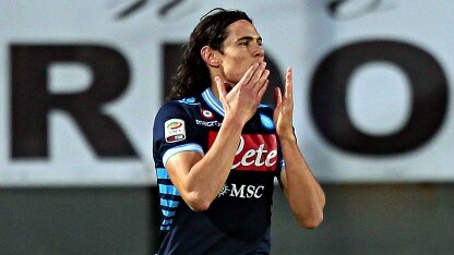 cavani carica il napoli e i tifosi
