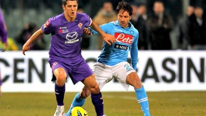il difensore del napoli gianluca grava