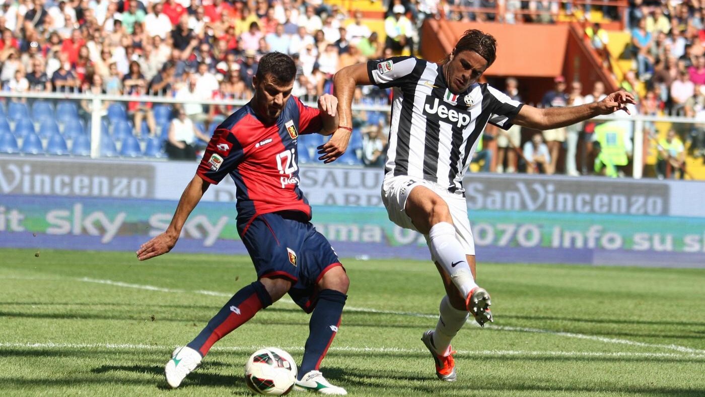 Infortunio per Bovo, il difensore del Genoa tornerà in campo nel 2013