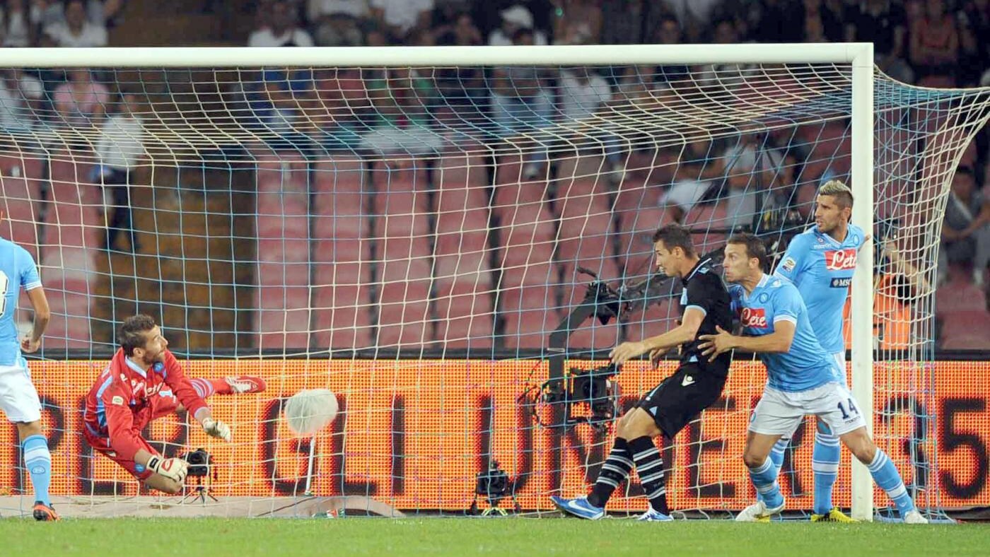 l'attaccante della lazio è stato protagonista di uno dei più bei gesti di fair play del 2012