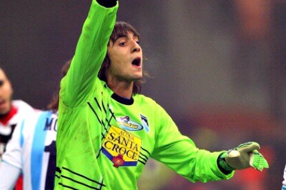 il portiere del pescara, mattia perin in campo