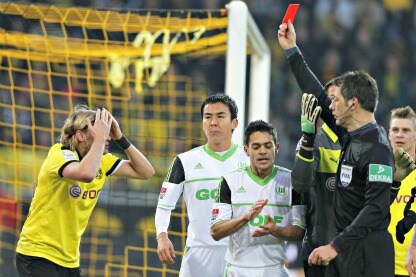 l'arbitro Stark penalizza il Borussia