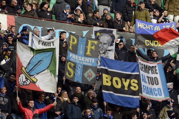 i tifosi dell'inter allo stadio