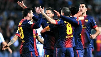 barça festeggia dopo il gol