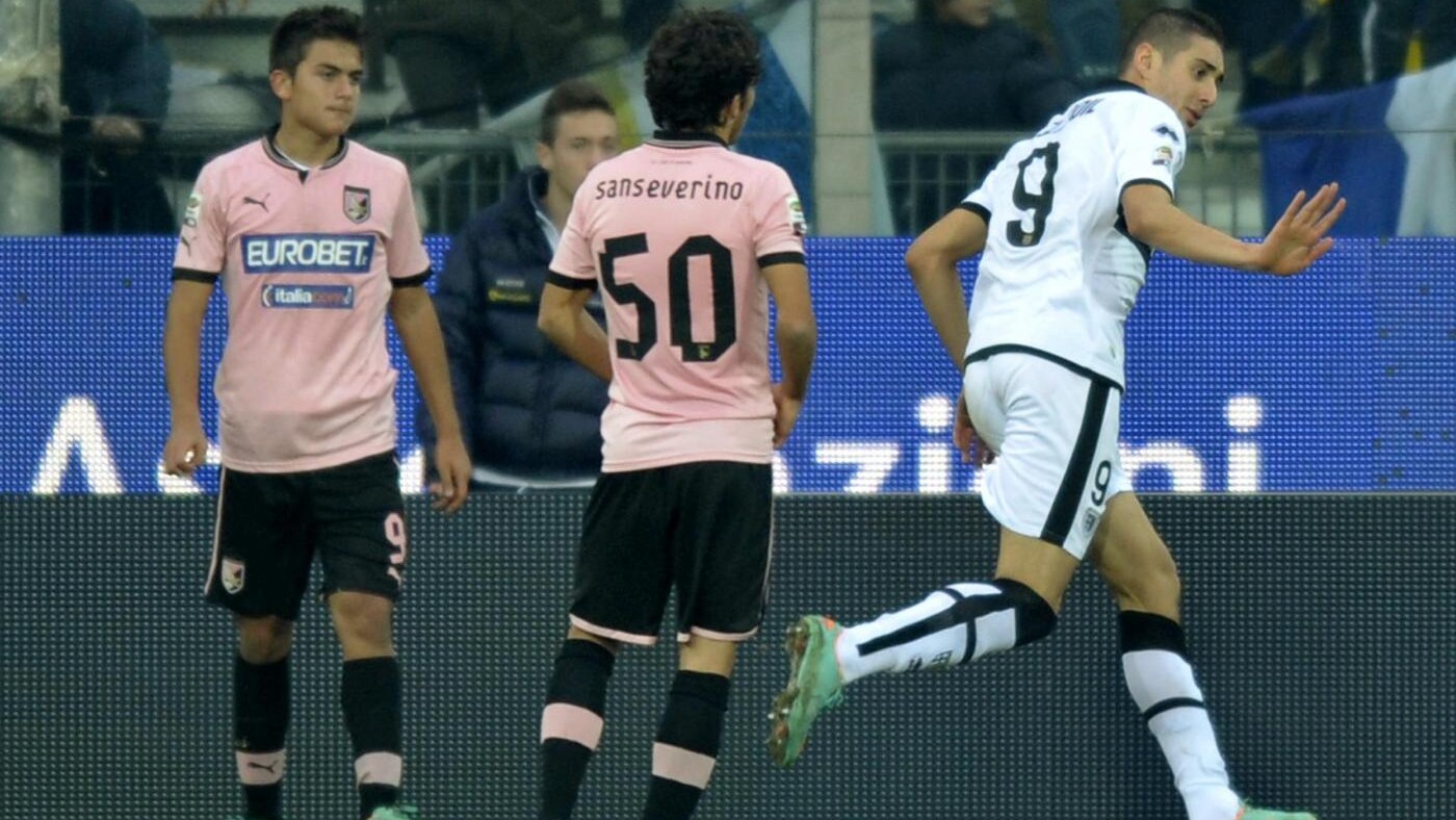 l'arsenal sta pensando ad acquistare l'attaccante francese del parma