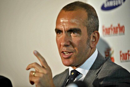 paolo di canio sulla panchina dello swindon