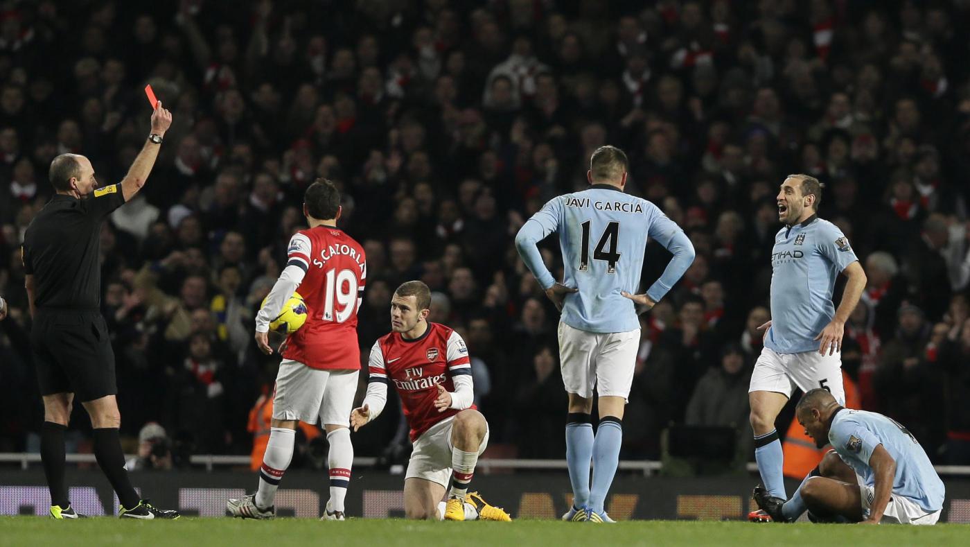 Il capitano della squadra di Mancini era stato espulso ingiustamente dall'arbitro in Arsenal - Manchester City.