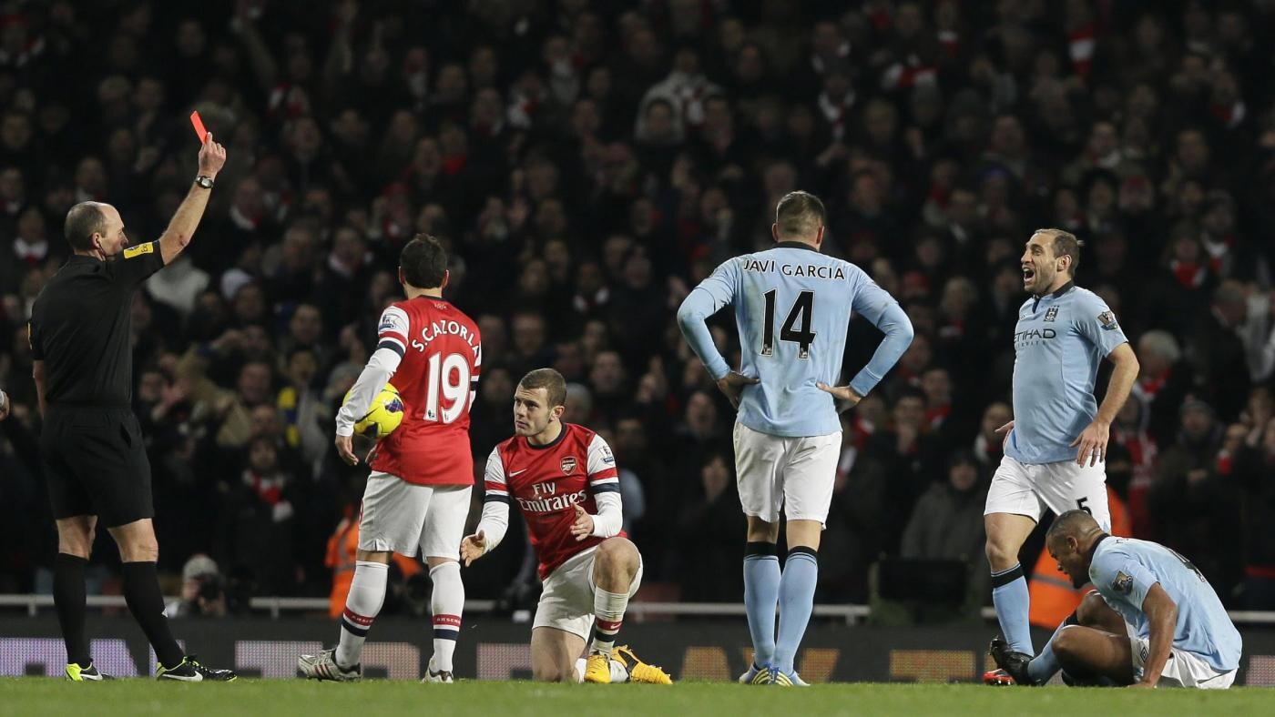 Il capitano della squadra di Mancini era stato espulso ingiustamente dall'arbitro in Arsenal - Manchester City.