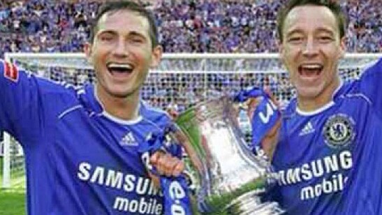 lampard e terry con il trofeo