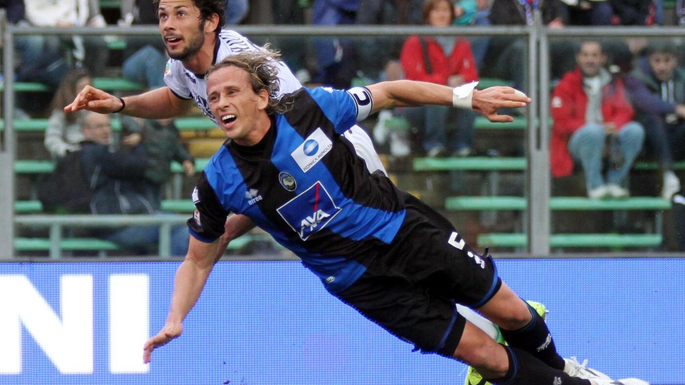 L'Atalanta e il Genoa si scambiano Manfredini e Canini