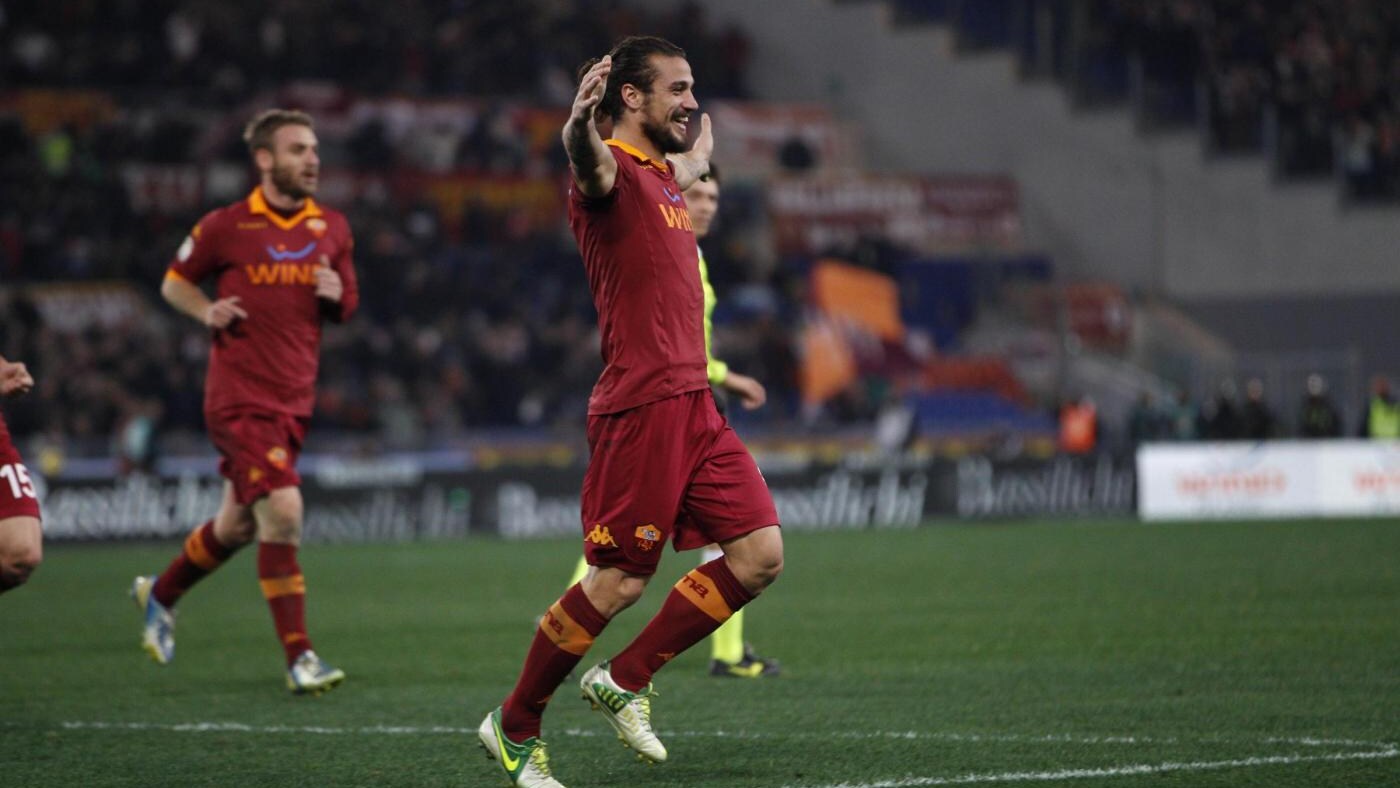 l'attaccante italo-argentino potrebbe passare al milan o alla juventus