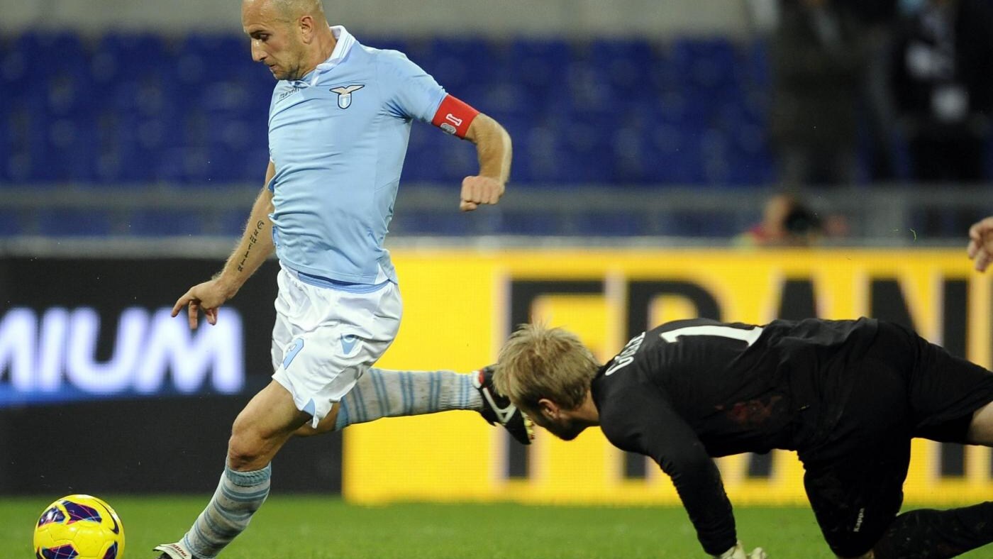 L'attaccante della Lazio oggi, al termine dell'allenamento, ha detto che prestissimo lui diventerà un calciatore dell'Inter, che trova così il vice Milito.