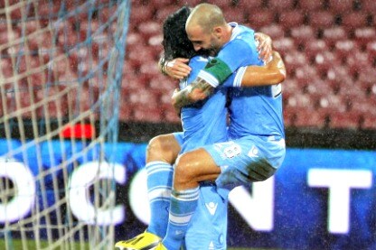 cannavaro abbracciato a cavani