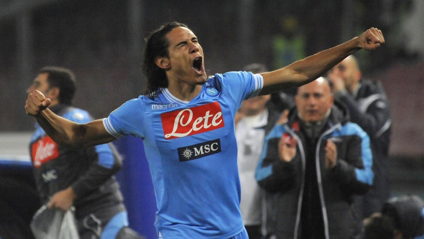 il matador sarà in campo contro il viktoria plzen, mazzarri schiera pure rolando, donadel ed el kaddouri