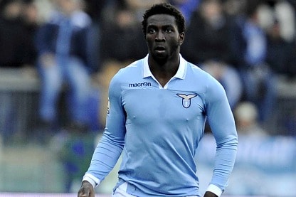 il difensore della lazio verso il napoli