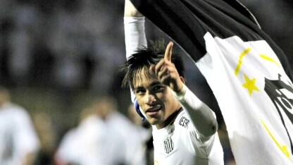 l'asso brasiliano del santos saluta i tifosi