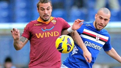 l'attaccante pablo osvaldo