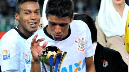 paulinho campione con il corinthians