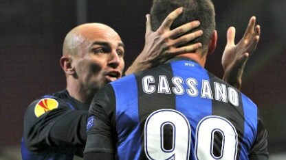 cambiasso abbraccia cassano