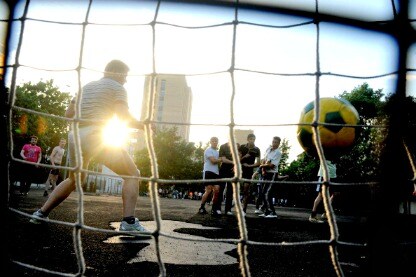una gara di calcio giovanile
